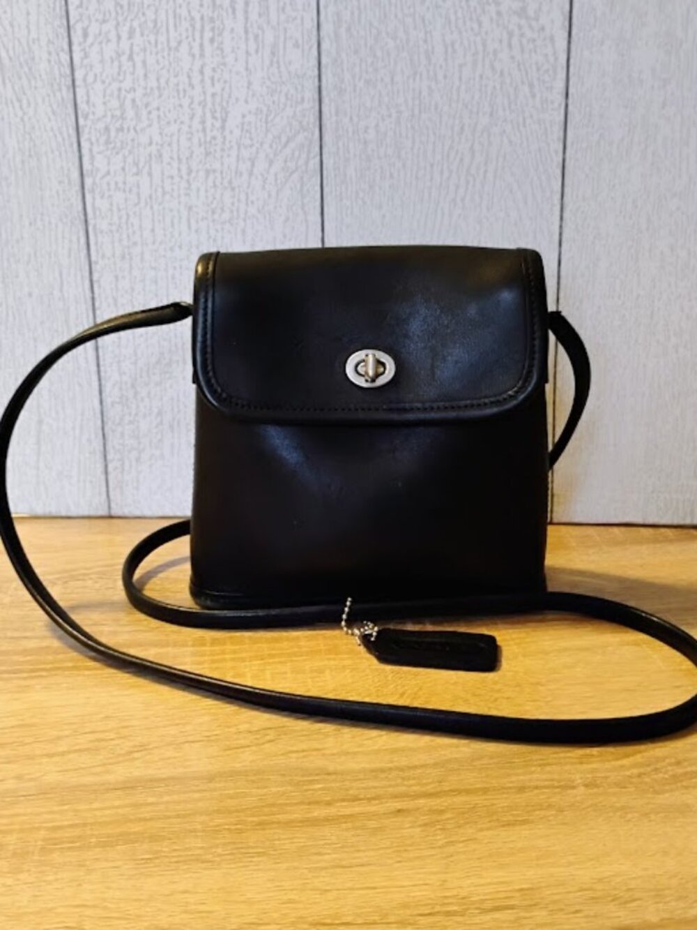 Vintage Coach Black Leather Tango Flap Bag #9049 - Silver Turnlock
